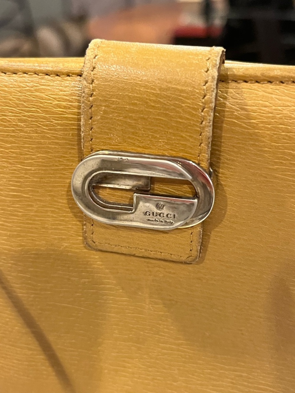 Gucci Dijon Yellow Leather Bifold Wallet with Silver-Tone Logo - Picture 2 of 13